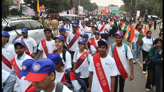 The march at Sukhna Lake, Chandigarh, witnessed enthusiastic participation from around 800 youth and NSS volunteers. (Ravi Kumar/HT)