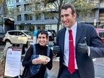 As the US government shutdown continues, IRS lawyer Isaac Stein sells hot dogs in Washington, DC, fulfilling a childhood dream. 