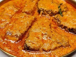বানিয়ে ফেলুন বাসন্তী কাতলা, সাদা ভাতের সঙ্গে জমে যাবে