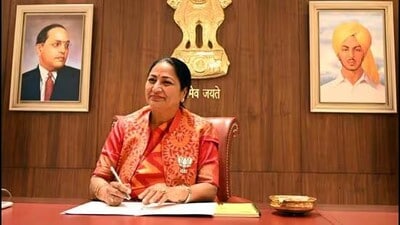 Delhi to get official logo and tagline, symbolising culture and progress: CM Gupta Delhi to get official logo and tagline, symbolising culture and progress: CM Gupta