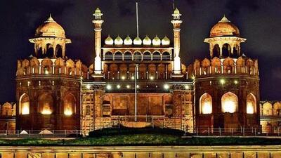 Officials said a light and sound show on Delhi’s evolution and a projection mapping on the Red Fort façade themed “Main Who Dilli” will capture the city’s transformation. (Amal KS / Hindustan Times/ Representative photo) Officials said a light and sound show on Delhi’s evolution and a projection mapping on the Red Fort façade themed “Main Who Dilli” will capture the city’s transformation. (Amal KS / Hindustan Times/ Representative photo)