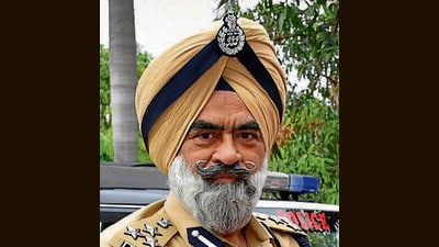After day-long drama, CBI court sends DIG Bhullar to 5-day custody ...