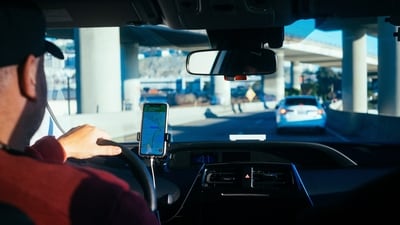 After confronting the driver about the discrepancy, the Bengaluru man insisted on paying the correct amount displayed in his Rapido app. (Unsplash/@Paul Hanaoka) After confronting the driver about the discrepancy, the Bengaluru man insisted on paying the correct amount displayed in his Rapido app. (Unsplash/@Paul Hanaoka)