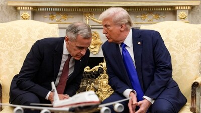 US President Donald Trump meets with Canada's Prime Minister Mark Carney at the White House in October, 2025. (File Photo/Reuters)