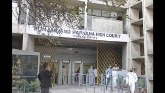 Secretary of the Punjab and Haryana High Court Bar Association, Gagandeep Jammu, in his letter said that process of designation was pending for years and he wrote the letter to chief justice after due deliberation among the executive members. (HT File Photo for representation)