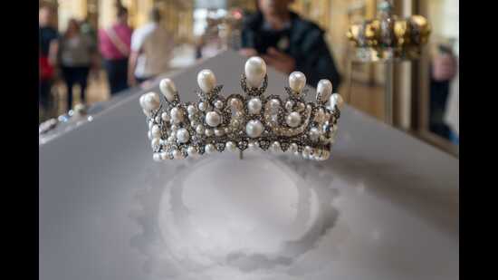The Louvre heist merits applause for its socio-cultural narrative packed with the 3 V’s. (HT Photo)