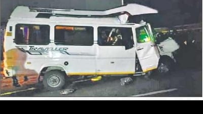 Jodhpur police commissioner, Om Prakash Paswan, said, “The incident took place at around 6.30pm on Sunday. The bus was carrying nearly 18 to 20 passengers, all residents of Jodhpur’s Soorsagar. (HT) Jodhpur police commissioner, Om Prakash Paswan, said, “The incident took place at around 6.30pm on Sunday. The bus was carrying nearly 18 to 20 passengers, all residents of Jodhpur’s Soorsagar. (HT)