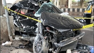 A CCTV video of the crash has gone viral on social media, showing the speeding hatchback losing control and slamming into the metro pillar on a deserted stretch of road. (HT PHOTO) A CCTV video of the crash has gone viral on social media, showing the speeding hatchback losing control and slamming into the metro pillar on a deserted stretch of road. (HT PHOTO)