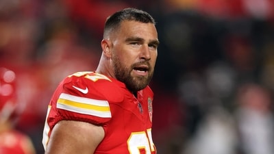 Tight end Travis Kelce #87 of the Kansas City Chiefs suffered an injury vs Bills. (Getty Images via AFP) Tight end Travis Kelce #87 of the Kansas City Chiefs suffered an injury vs Bills. (Getty Images via AFP)