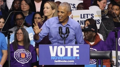 Obama blasted what he called Trump’s “shambolic” tariff policy and deployment of National Guard troops to US cities. (Getty Images via AFP) Obama blasted what he called Trump’s “shambolic” tariff policy and deployment of National Guard troops to US cities. (Getty Images via AFP)