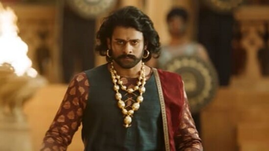 రోజు రోజుకీ మందగిస్తున్న బాహుబలి ది ఎపిక్ కలెక్షన్స్.. 3 రోజుల బాక్సాఫీస్ రిపోర్ట్ ఇదే! (YouTube)