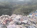 Fresh complaints from the Save Aravali Trust allege city garbage is being dumped again near Anangpur despite court orders and past warnings. (HT)