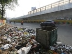 Garbage dump at the roadside near Polytechnic crossing in Lucknow. (HT Photo) Garbage dump at the roadside near Polytechnic crossing in Lucknow. (HT Photo)
