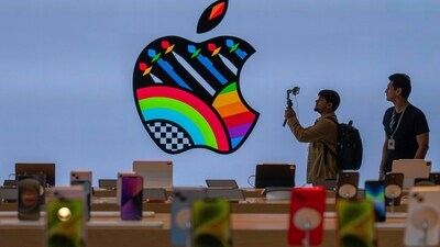 Apple plans to unveil smart home security devices, updated Macs, and iPads in 2026.