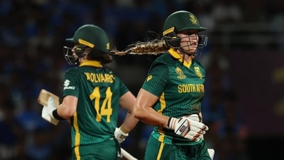 South Africa were reduced to 148/5 when Laura Wolvaardt and Annerie Dercksen got together to throw a few punches back at India. (REUTERS)