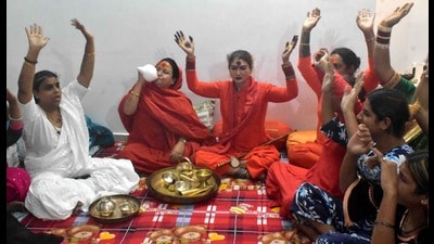 Kaushalyanand Giri also known as “Tina Maa” in white saree after the foundation of Sanatani Kinnar Akhada was laid in Prayagraj. (HT Photo) Kaushalyanand Giri also known as “Tina Maa” in white saree after the foundation of Sanatani Kinnar Akhada was laid in Prayagraj. (HT Photo)