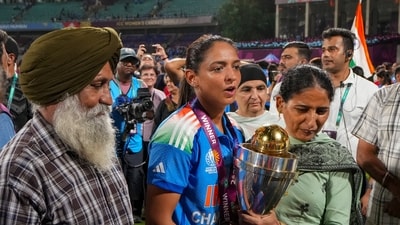 India's captain Harmanpreet Kaur, center, with her relatives after winning the ICC Women's World Cup 2025, at the DY Patil Stadium (PTI) India's captain Harmanpreet Kaur, center, with her relatives after winning the ICC Women's World Cup 2025, at the DY Patil Stadium (PTI)