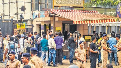 iMumbai, India - October 30, 2025: Rohit Arya, the man accused of taking 17 children hostage in Mumbai's Powai area on Thursday, has died after being injured in an exchange of gunfire with police in Mumbai, India, on Thursday, October 30, 2025. (Photo by Satish Bate/ Hindustan Times) (Hindustan Times)