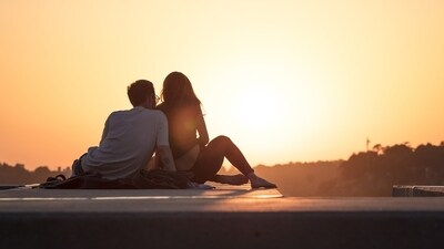 Psychologist reveals the 5 shared traits that make couples happier and relationships last longer (Unsplash) Psychologist reveals the 5 shared traits that make couples happier and relationships last longer (Unsplash)