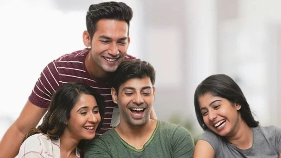 <p><strong>రూ.1549 ప్లాన్ </strong>- ఈ ప్లాన్ ఇంటర్నెట్ వినియోగం కోసం 300 జీబీ డేటాను అందిస్తుంది. ఇందులో 500 జీబీ వరకు డేటా రోల్ ఓవర్ బెనిఫిట్ లభిస్తుంది. ఈ ప్లాన్ లో రోజుకు 100 ఉచిత ఎస్ఎంఎస్ లు లభిస్తాయి.</p>