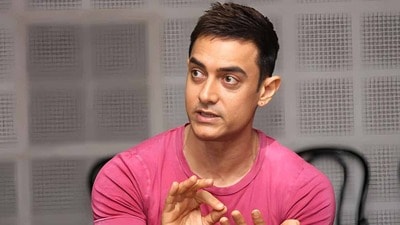 ఆ సినిమా కోసం రోజుకు 100 పాన్లు తినేవాడిని.. నోట్లో పొక్కులు వచ్చాయి.. చాలా కష్టం భరించాను: ఆమిర్ ఖాన్ ఆ సినిమా కోసం రోజుకు 100 పాన్లు తినేవాడిని.. నోట్లో పొక్కులు వచ్చాయి.. చాలా కష్టం భరించాను: ఆమిర్ ఖాన్