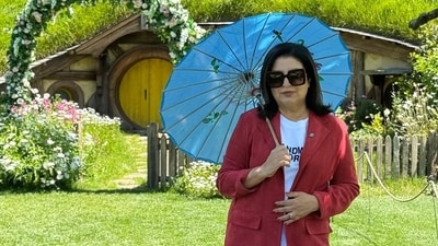 Farah Khan has visited The Hobbit’s shooting location in New Zealand. (Instagram/farahkhankunder) Farah Khan has visited The Hobbit’s shooting location in New Zealand. (Instagram/farahkhankunder)