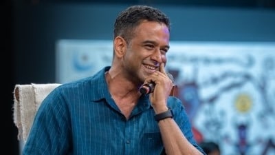 Nithin Kamath clarified Zerodha's policy after a post called it a scam for limiting withdrawal. (X/@Nithin0dha) Nithin Kamath clarified Zerodha's policy after a post called it a scam for limiting withdrawal. (X/@Nithin0dha)