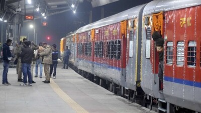 The incident took place when the soldier was travelling to his hometown via Sabarbati Express. (PTI/Representative image) The incident took place when the soldier was travelling to his hometown via Sabarbati Express. (PTI/Representative image)