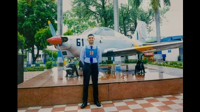 Priyanshu balanced duty and CDS prep, inspired by late Capt Vikram Batra and his NCC experience at Chandigarh’s Air Squadron, he said. (HT)