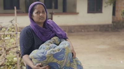 Shamla Hamza plays the titular role in Fasil Muhammed's Feminichi Fathima. Shamla Hamza plays the titular role in Fasil Muhammed's Feminichi Fathima.