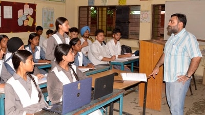 West Bengal SSC publishes list of 'tainted' non-teaching staff of scrapped 2016 panel West Bengal SSC publishes list of 'tainted' non-teaching staff of scrapped 2016 panel