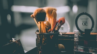 A Chinese woman blew her boyfriend’s $140,000 on cosmetic surgeries. (Representational image/Unsplash) A Chinese woman blew her boyfriend’s $140,000 on cosmetic surgeries. (Representational image/Unsplash)