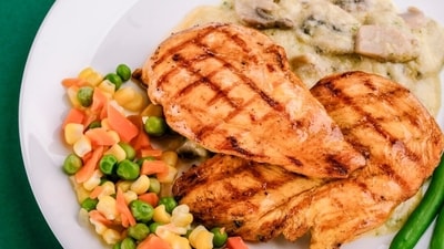 According to Khushi, chicken breast has more lean proteins, hence aligns with weight loss goals. (Unsplash) According to Khushi, chicken breast has more lean proteins, hence aligns with weight loss goals. (Unsplash)
