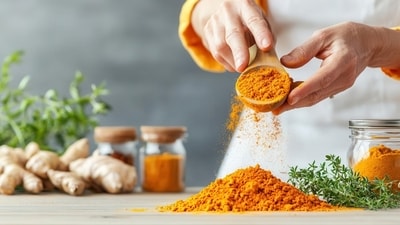 This golden spice has plenty of health benefits to offer. (Adobe Stock) This golden spice has plenty of health benefits to offer. (Adobe Stock)
