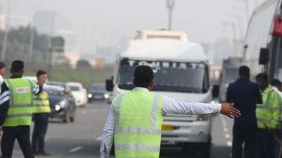 As part of the checks on Patudi-Bilaspur Marg, 15 challans were issued on Tuesday. (Parveen Kumar/HT) As part of the checks on Patudi-Bilaspur Marg, 15 challans were issued on Tuesday. (Parveen Kumar/HT)