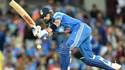 <p>టెస్టు రేటింగ్ పాయింట్లు- ఐసీసీ టెస్టు ర్యాంకింగ్స్ లో అత్యధిక రేటింగ్ పాయింట్లు సాధించిన భారత ఆటగాడి రికార్డు కోహ్లి పేరు మీదే ఉంది. అతను 937 పాయింట్లు సాధించాడు. </p> (AFP)