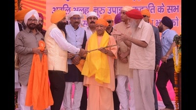 Chief minister Yogi Adityanath being welcomed at DAV College ground as he arrives to attend the event to mark the 556th Prakash Parb of Guru Nanak Dev Ji. (Deepak Gupta/ HT Photo) Chief minister Yogi Adityanath being welcomed at DAV College ground as he arrives to attend the event to mark the 556th Prakash Parb of Guru Nanak Dev Ji. (Deepak Gupta/ HT Photo)