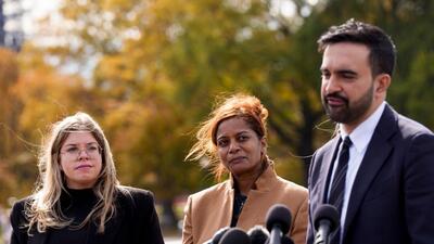 Elana Leopold, transition executive director, from left, Melanie Hartzog, transition co-chair, and Zohran Mamdani, mayor-elect of New York, at Flushing Meadows Corona Park in the Queens borough of New York on Wednesday. (Bloomberg) Elana Leopold, transition executive director, from left, Melanie Hartzog, transition co-chair, and Zohran Mamdani, mayor-elect of New York, at Flushing Meadows Corona Park in the Queens borough of New York on Wednesday. (Bloomberg)