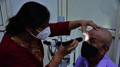 Hospitals report spike in eye allergies and infections; misuse of steroid drops blamed for rising glaucoma cases in children. (HT Archive) Hospitals report spike in eye allergies and infections; misuse of steroid drops blamed for rising glaucoma cases in children. (HT Archive)