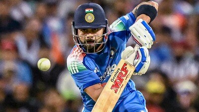 <p>టెస్టులు, టీ20లు, వన్డేలు కలిపి ఇప్పటివరకూ 553 అంతర్జాతీయ మ్యాచ్ లాడిన విరాట్ కోహ్లి 27,673 పరుగులు చేశాడు. అతని సగటు 52.21. ఇందులో 82 సెంచరీలు, 144 అర్ధశతకాలున్నాయి. 2008 అండర్-19 ప్రపంచకప్, 2011 వన్డే ప్రపంచకప్, 2024 టీ20 ప్రపంచకప్ గెలిచిన టీమిండియాలో కోహ్లి ఆటగాడు. </p> (PTI)