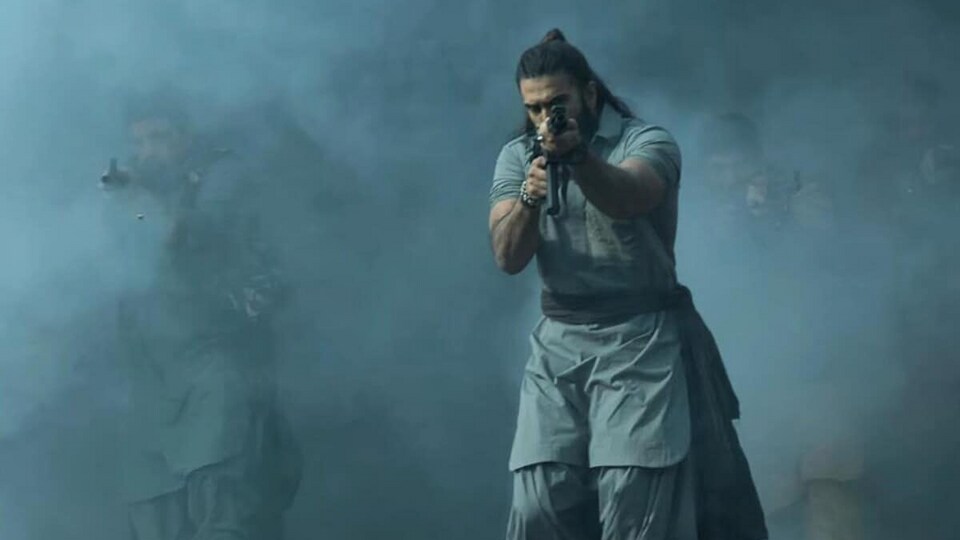 <p>రణ్ వీర్ సింగ్ నటించిన యాక్షన్ డ్రామా మూవీ ధురంధర్ ఈ జాబితాలో 9వ స్థానంలో ఉంది. ఈ చిత్రానికి ఆదిత్య ధర్ దర్శకుడు. ఈ సినిమా డిసెంబర్ 5న థియేటర్లలో విడుదల కానుంది.</p>(IMDb)