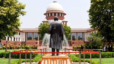 The Supreme Court held that the obligation to inform a person why they are being arrested “is not a mere procedural formality but a mandatory constitutional safeguard” (ANI) The Supreme Court held that the obligation to inform a person why they are being arrested “is not a mere procedural formality but a mandatory constitutional safeguard” (ANI)