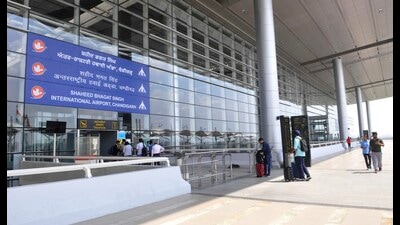 The airport will continue to remain closed between 11 pm and 5 am overnight to facilitate the final phase of runway upgrade work. (File) The airport will continue to remain closed between 11 pm and 5 am overnight to facilitate the final phase of runway upgrade work. (File)