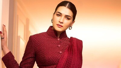 <p><strong>మొదటి సంవత్సరంలో సంపాదించింది</strong>– కృతి సనన్ ఈ బ్రాండ్ను 2023 సంవత్సరంలో PEP టెక్నాలజీస్తో ప్రారంభించింది. ఫోర్బ్స్ నివేదిక ప్రకారం ఈ బ్రాండ్ మొదటి ఏడాదిలో రూ. 100 కోట్లు సంపాదించింది.</p> (instagram) <p><strong>మొదటి సంవత్సరంలో సంపాదించింది</strong>– కృతి సనన్ ఈ బ్రాండ్ను 2023 సంవత్సరంలో PEP టెక్నాలజీస్తో ప్రారంభించింది. ఫోర్బ్స్ నివేదిక ప్రకారం ఈ బ్రాండ్ మొదటి ఏడాదిలో రూ. 100 కోట్లు సంపాదించింది.</p> (instagram)