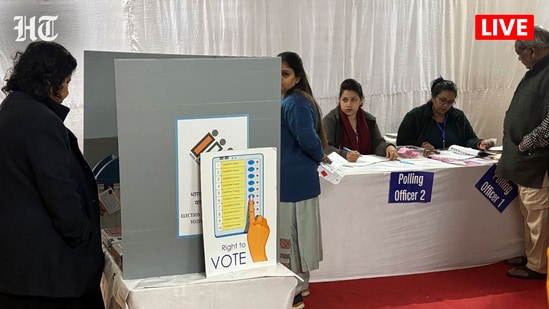 Vote counting underway in Gopalganj, Hasanpur, Begusarai, and Khagaria.