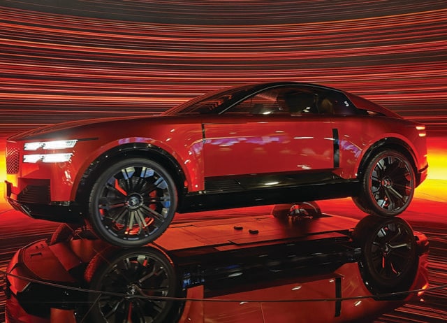 Toyota’s challenge to Rolls-Royce and Bentley comes in the form of the stunning Century Concept. Toyota’s challenge to Rolls-Royce and Bentley comes in the form of the stunning Century Concept.