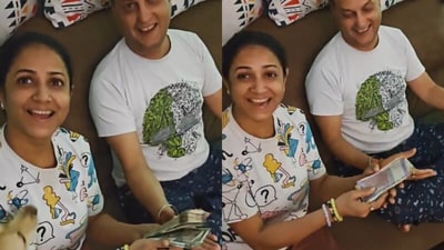 The emotional video captured his parents’ overwhelming happiness and pride. (@aayushman2703/X) The emotional video captured his parents’ overwhelming happiness and pride. (@aayushman2703/X)