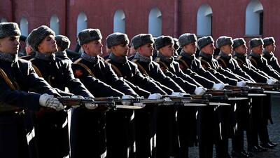 Russian honour guard soldiers of the Leningrad Military District Headquarters (AFP FILE)