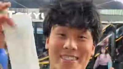 The video was shared by influencer Jojo Sim. (Instagram/@jojosim) The video was shared by influencer Jojo Sim. (Instagram/@jojosim)