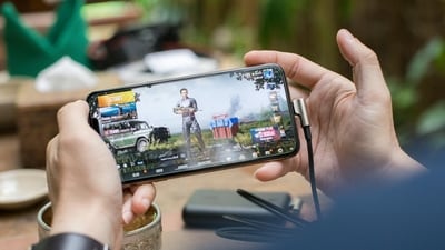 Check out how these essential smartphone accessories can transform your mobile gaming into a seamless experience. (Pexels) Check out how these essential smartphone accessories can transform your mobile gaming into a seamless experience. (Pexels)